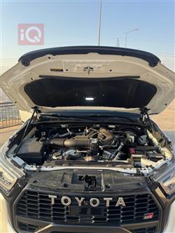 تۆیۆتا هایلۆکس